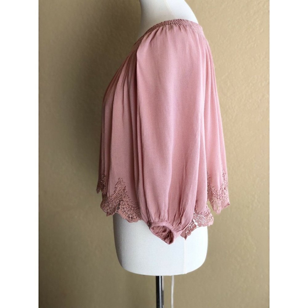 Lush Womens Pink Off The Shoulder Crochet Hem Blouse Top Size S - Picture 3 of 8